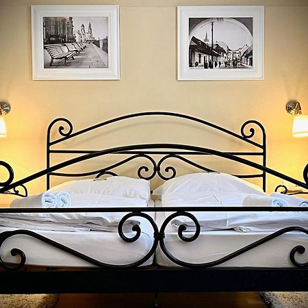 Antonio Old Town Residence プレショフ エクステリア 写真