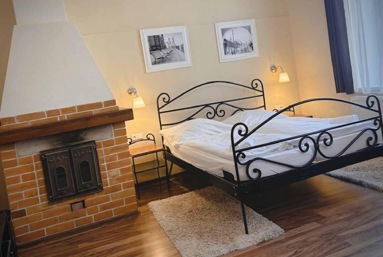 Antonio Old Town Residence プレショフ エクステリア 写真